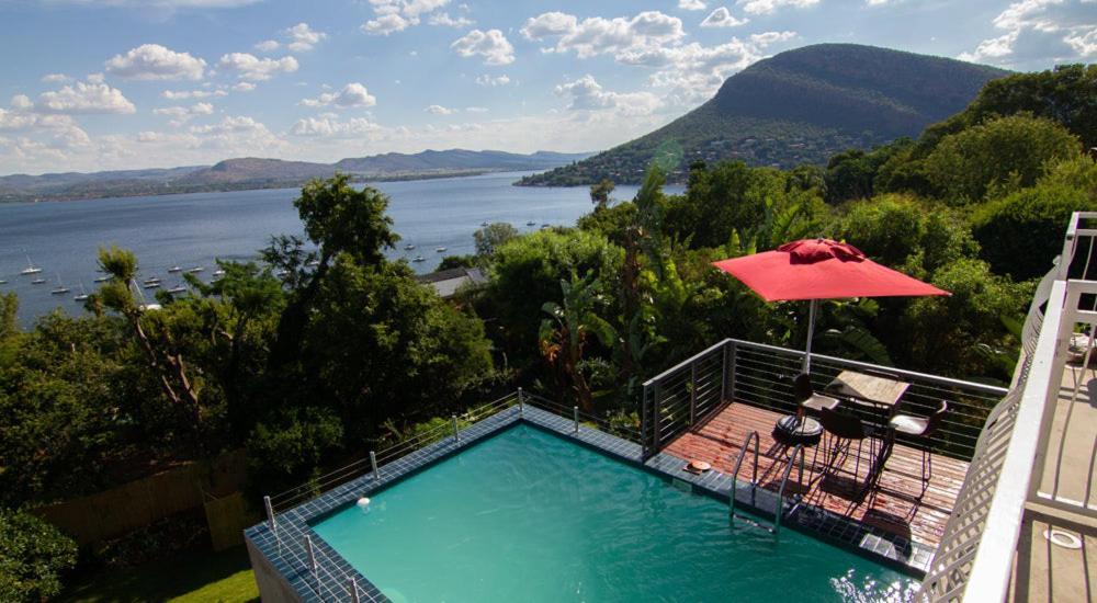 Mister C Bed and Breakfast Hartbeespoort Buitenkant foto